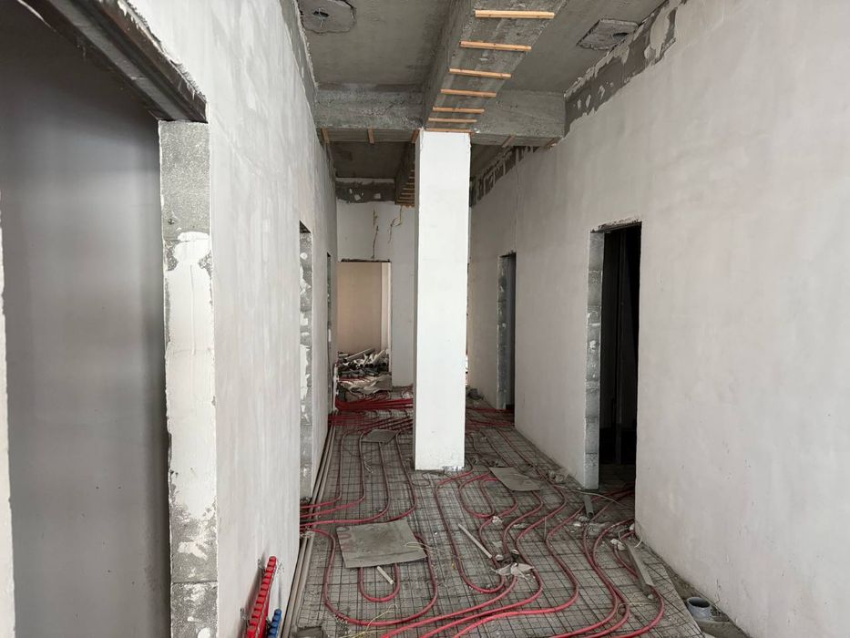 Yangi Hayotda tijorat binosi sotiladi, 4-metro yaqinida