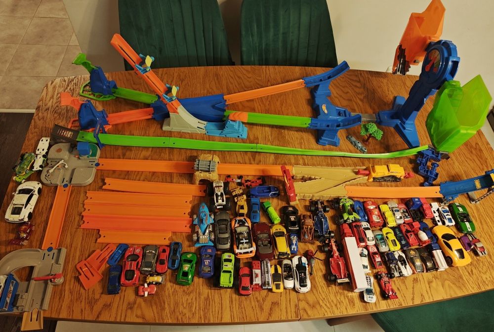 Писти и колички Хот Уийлс