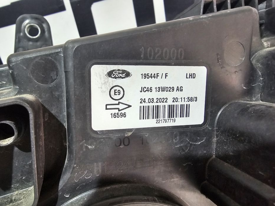 Far dreapta Ford F-Max FMax dupa 2018 cod JC46-13W029-AG