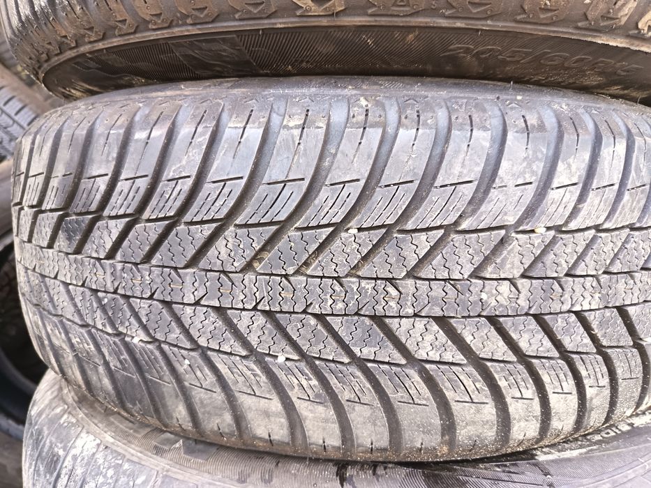 Anvelope 4sezoane MS 205 60 15 kumho 2025 8. 5mm
