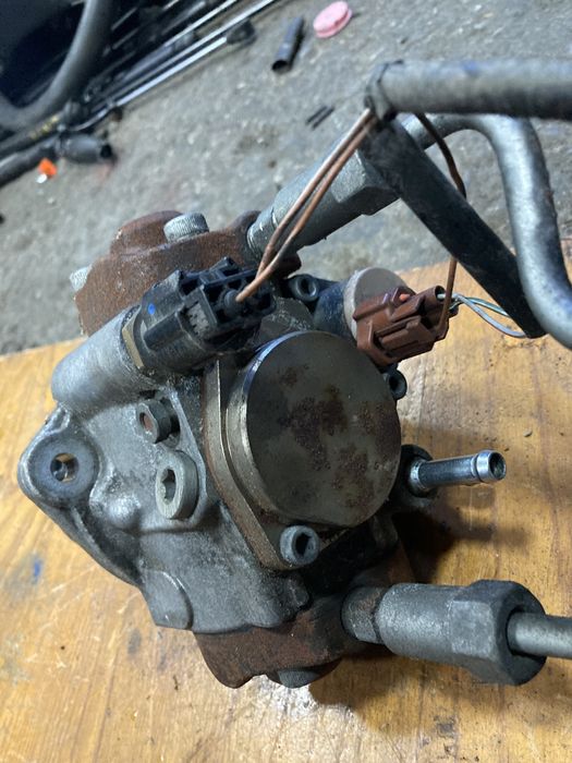 Mazda 6 2007година 2.0d 121кс ГНП