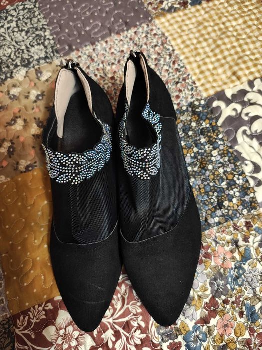 Pantofi eleganți damă / NOI