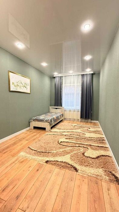 Продам шикарный дом в Зачанске