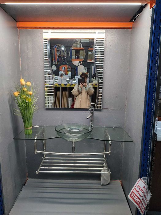 Set lavoar sticla cu tot cu scurgere si baterie + oglinda