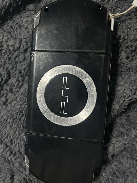 PSP 2001 modat cu Jocuri