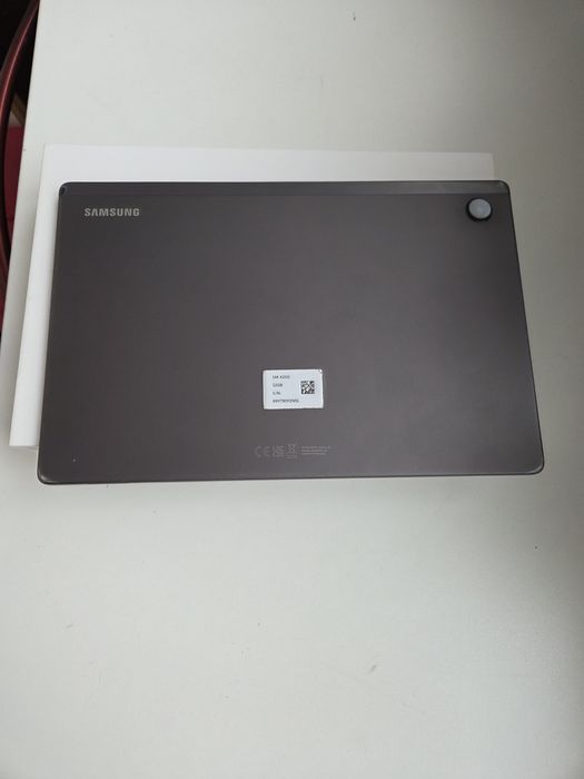 Vând tabletă Samsung TabA 8