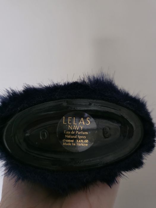 Продавам парфюм на Legas - Navy