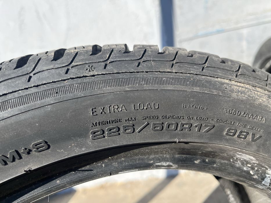 2 бр. зимни гуми 225/50/17 Sava 7 mm DOT 2417