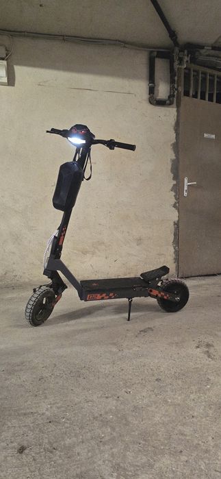 Електрическа тротинетка KUKIRIN G2 2025