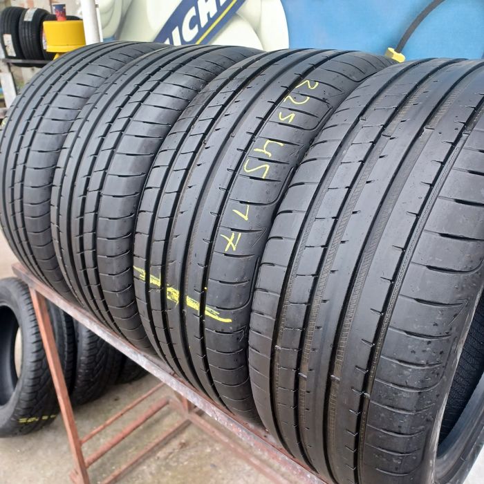 225 45 17 Good Year 4бр летни дот  3121
