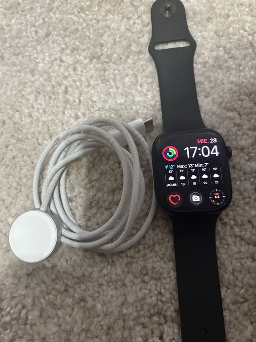 Apple Watch Series 10 46 mm Black – Stare foarte bună, baterie 92% + 2 curele bonus