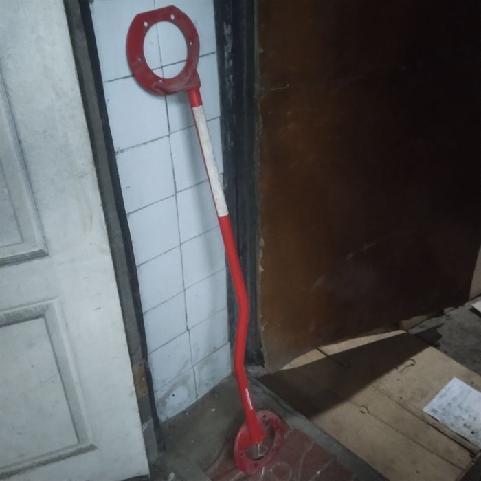 Продам распорку двигателя на калину 2