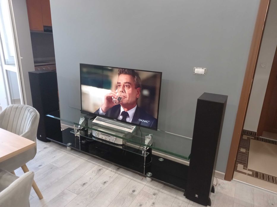 Тв стъклена маса