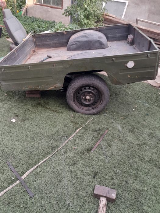 Продам прицеп на легковую