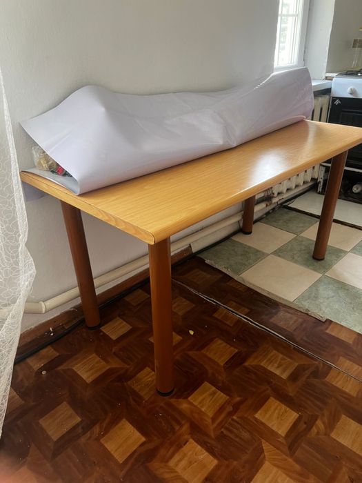 Продам стол со стульями