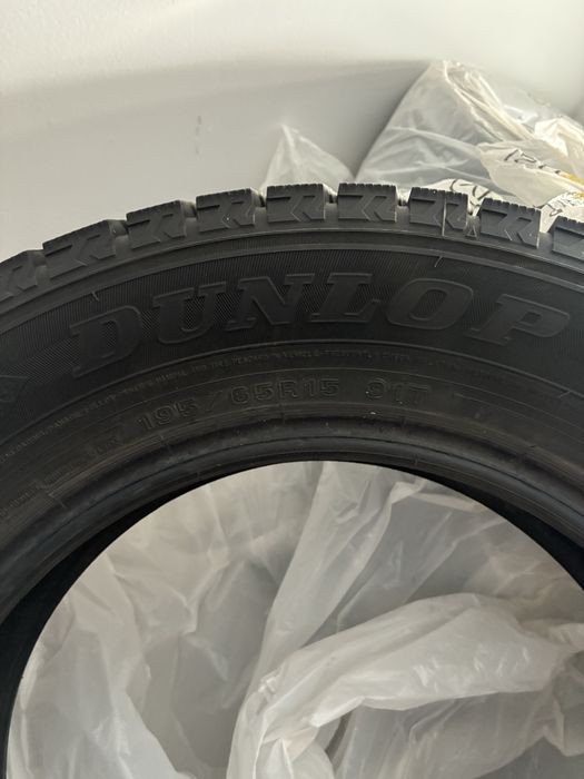 Зимние Шины 195/65/15 Dunlop