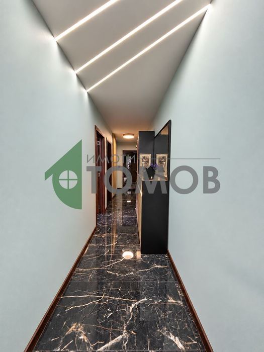 Продава се Тристаен апартамент в Стара Загора, Железник - център - 105 кв.м за 1380 €/кв.м - Снимка #6