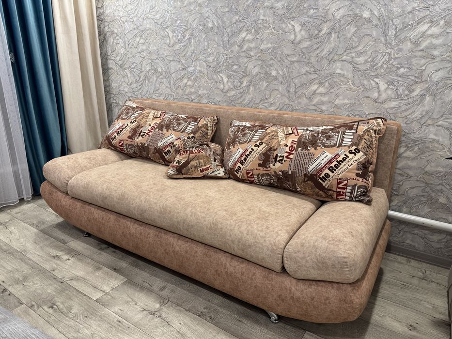 Продам диван в хорошем состоянии