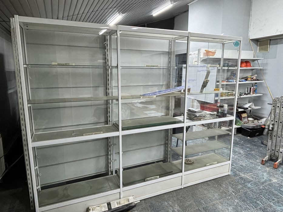 Продам стелажи, кассу