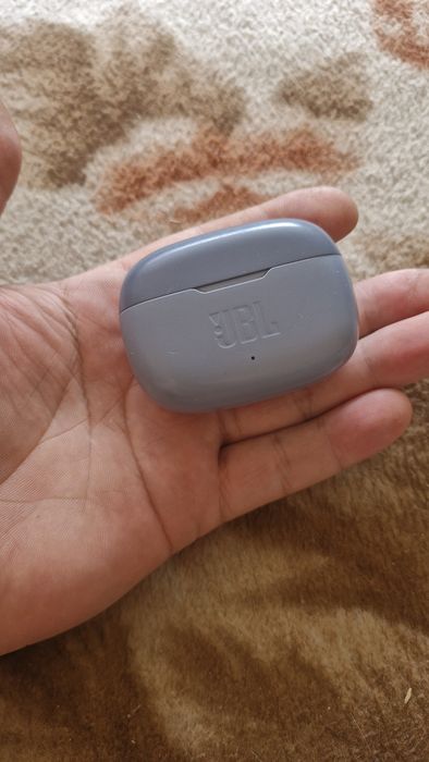 Наушник.                                                             Т