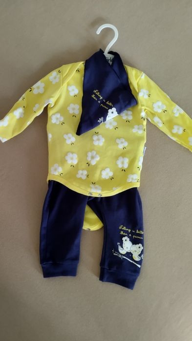 Продам детский костюмчик