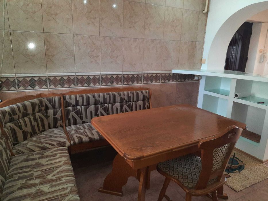 Inchiriez apartament  3 camera in zona parc Mihai Viteazu
