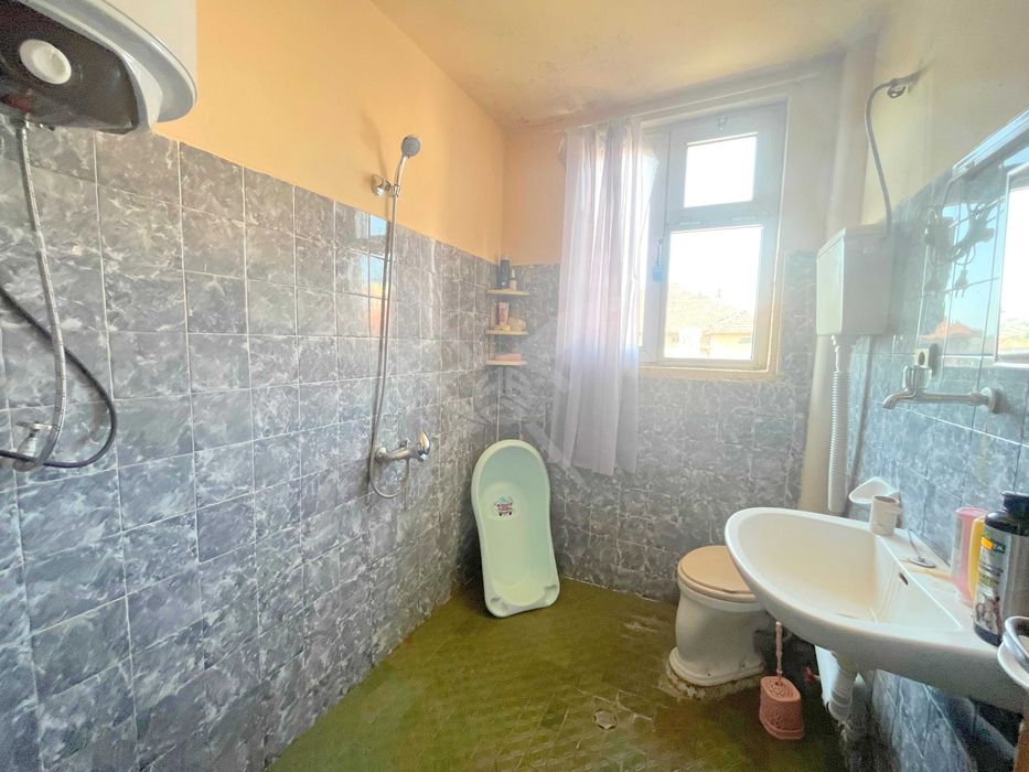 Продава се Къща в Панагюрище - 392 кв.м за 485 €/кв.м - Снимка #7