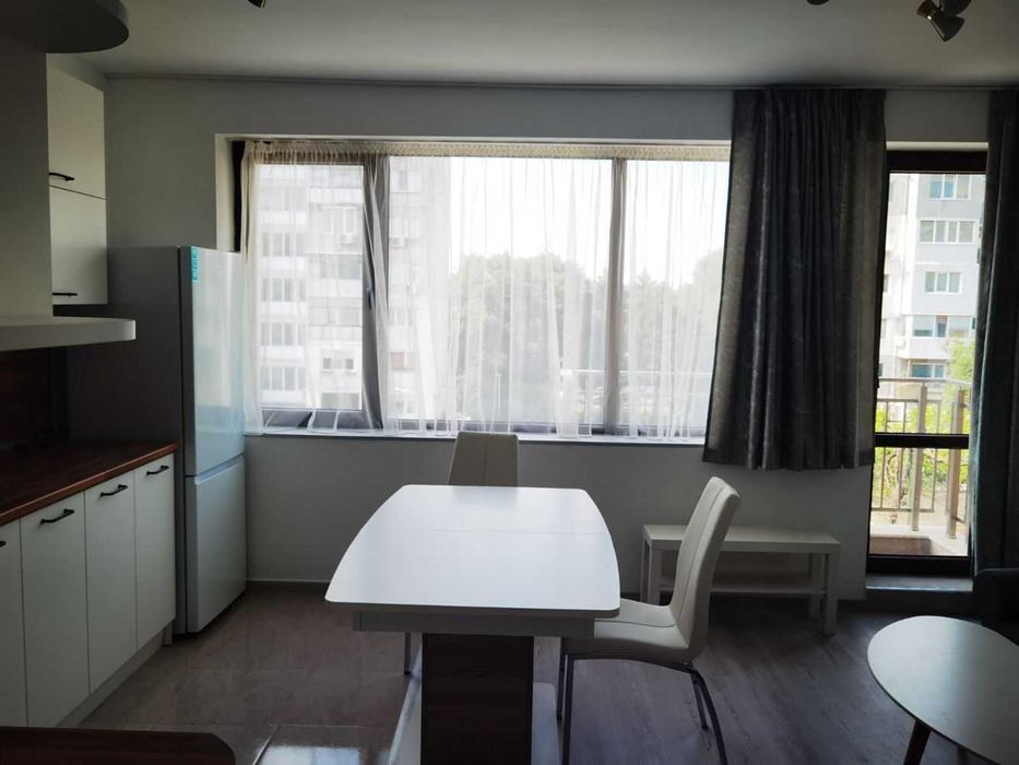 Дава се под наем Двустаен апартамент в Варна, Младост 1 - 55 кв.м за 398.82 € - Снимка #3