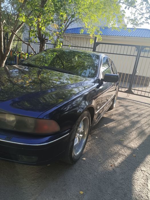 Bmw e39  1996 г.в 2л механика