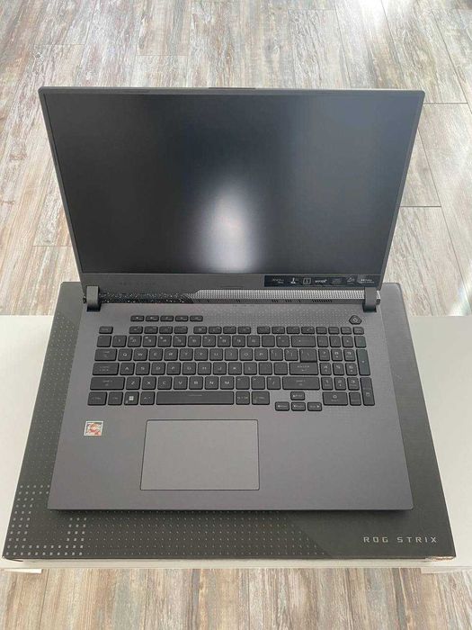 Asus Rog Strix G17 / 3070 TI / 360Hz / 16GB RAM / G713RW-KH027