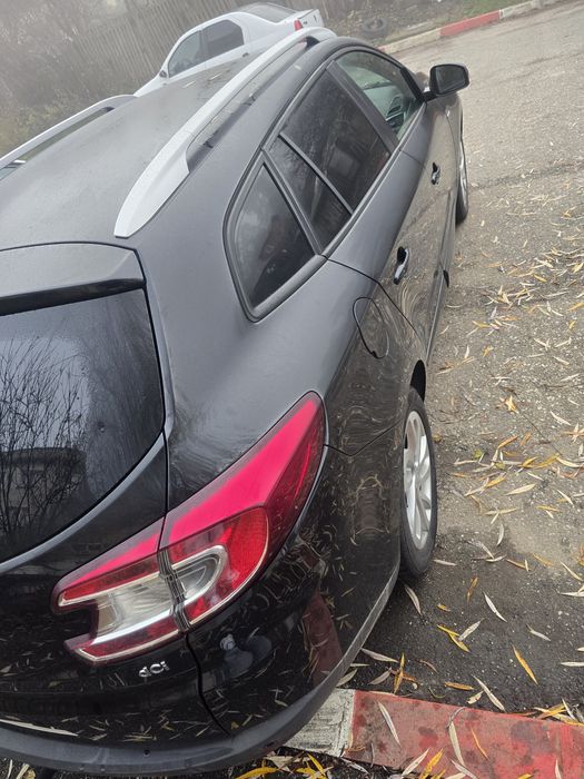 Vând Renault Megane 3 1.5