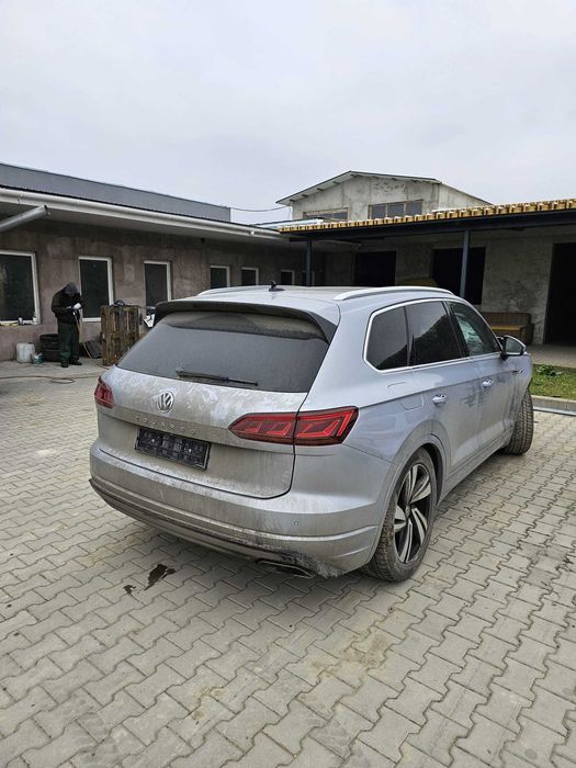Dezmembram Volkswagen Touareg 2021