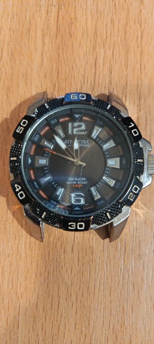 Vând ceas Attractice Q&Q