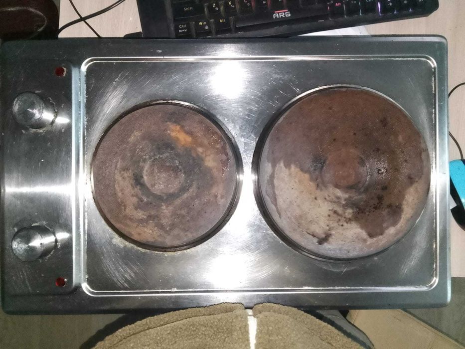 продам электроплиту