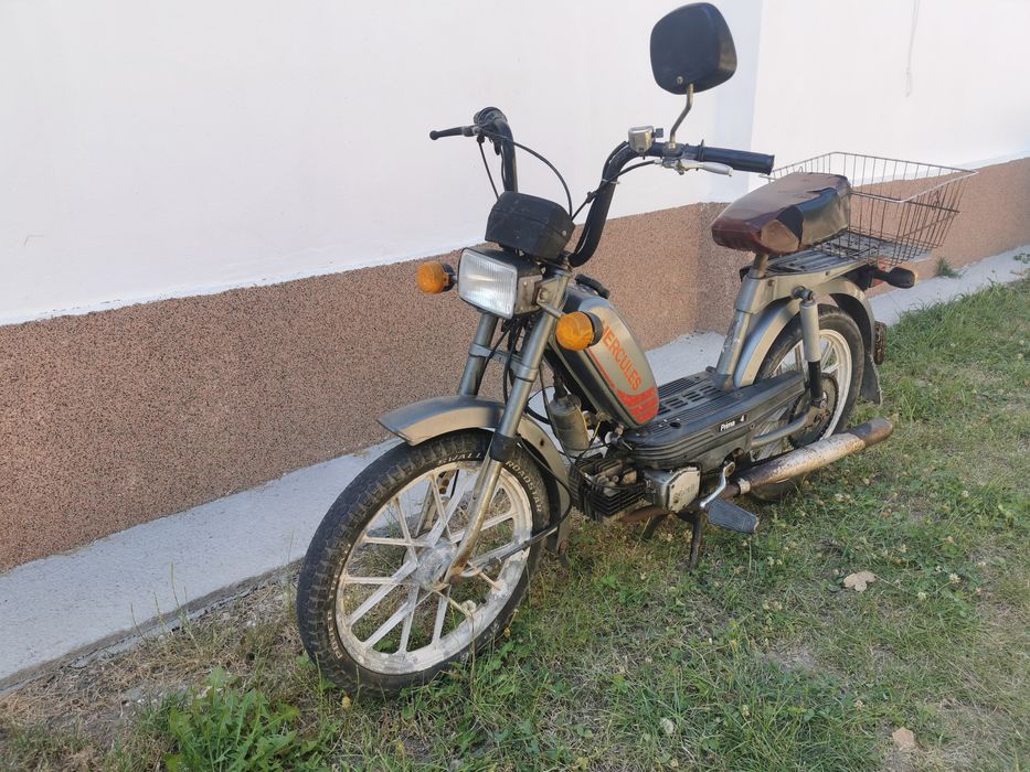 Vând moped,minimobra, scuter hercules prima 4