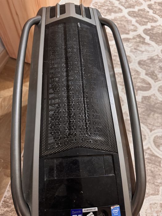 Продам корпус Cooler Master Cosmos