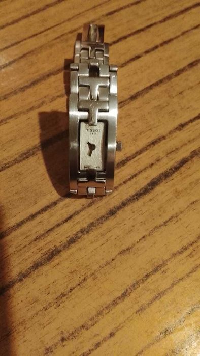 Женские часы Tissot
