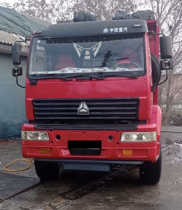 Howo 40 тонналик сотилади