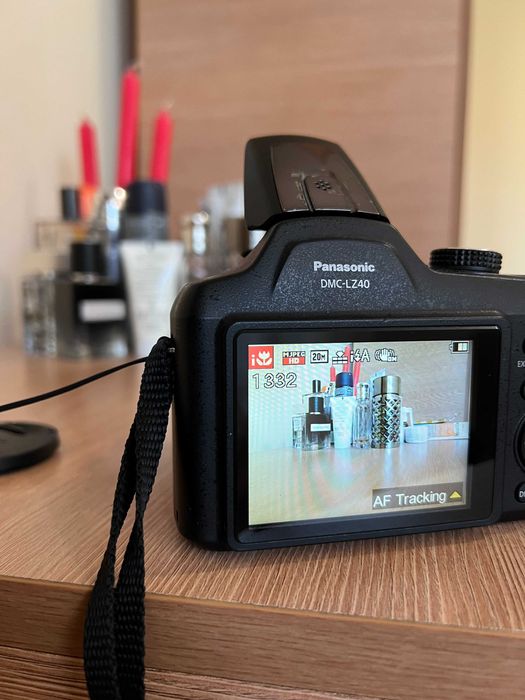 Фотоапарат Panasonic 20Mp(+ Подаръци )