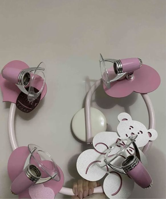 Люстра в спальню и зал