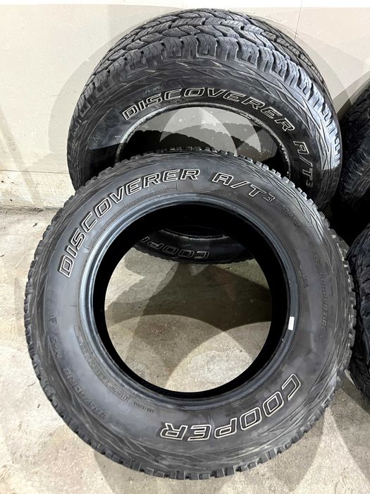 AT Гуми 265/60/R18 Cooper Discoverer