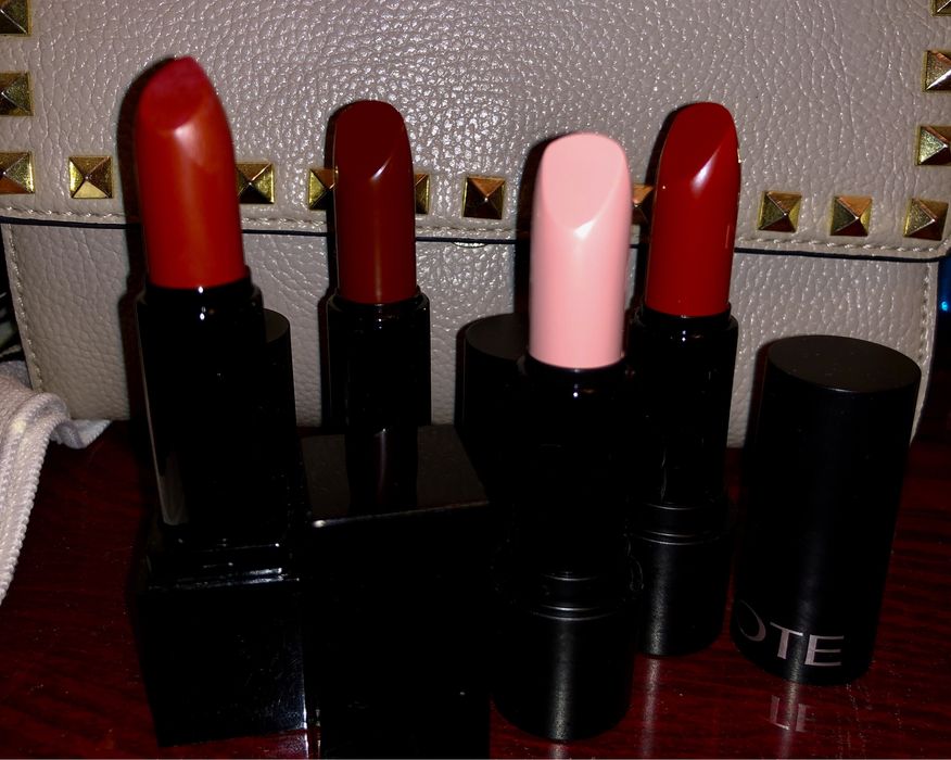 Помада NOTE пахнет ванилой