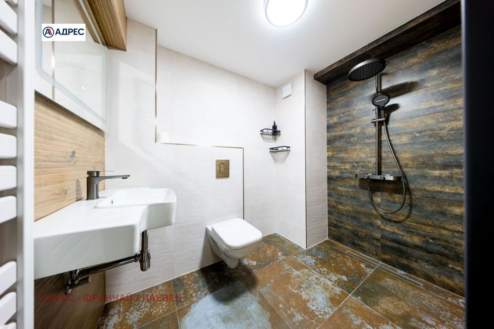 Мезонет в Плевен-Идеален център площ 171 цена 300000