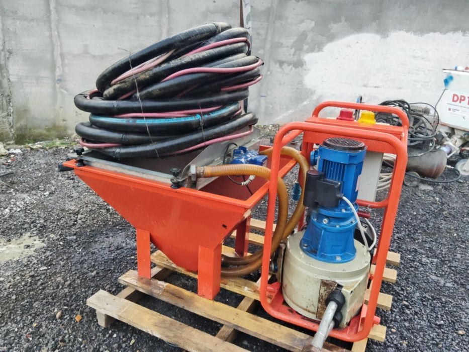 Mașină monofazic de tencuit cu nisip și multibat 2250 euro