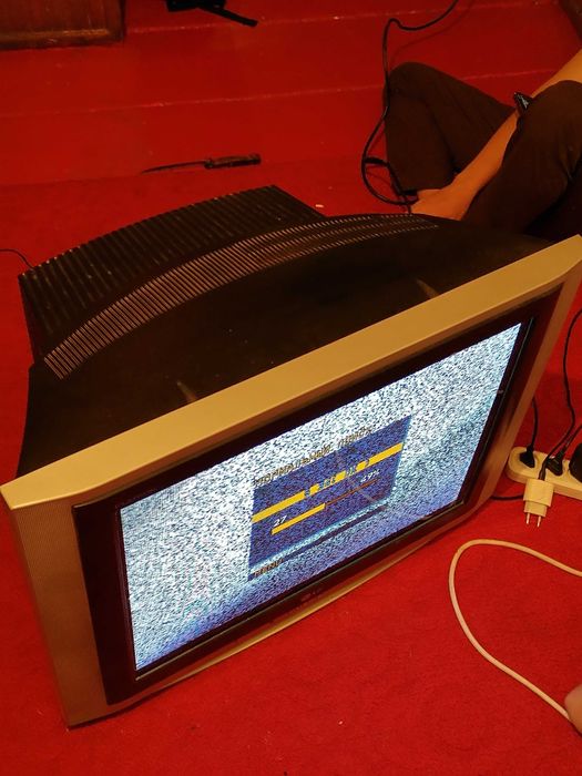 Телевизор LG состояни