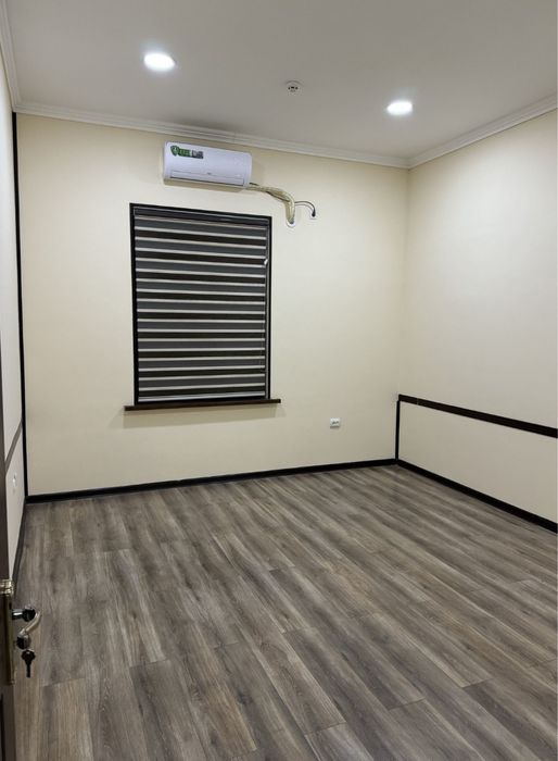 Аренда офис 7 комнаты 24/7 Доступ Чорсу Гулабод Жар Вдоль дороги