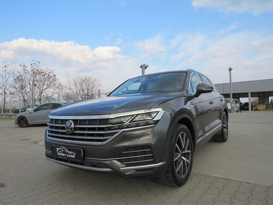 Volkswagen Touager 3.0TDI R-Line 2021г.