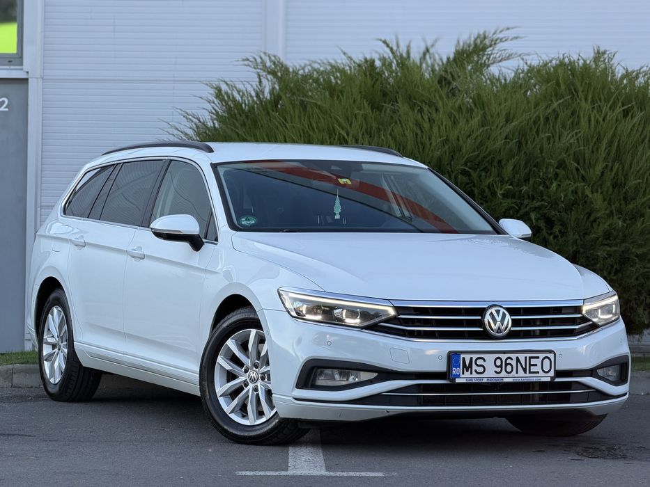 Volkswagen Passat~Facelift~B8.5~2.0TDI-150CP~2020~Distronic~Bord Digital~Camera 360