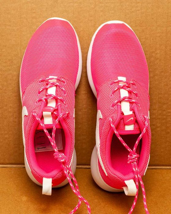 Маратонки Nike номер 38