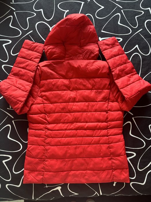 Яке Haily’s червено преходно